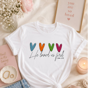 Camiseta Él nos amó primero