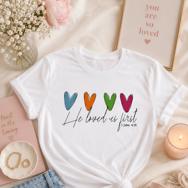 Camiseta Él nos amó primero  (Subido por el creador)