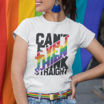 Camiseta El orgullo LGBTQ ni siquiera puede pensar en un ar<br><div class="desc">Una hermosa y colorida camiseta con una cita del orgullo LGBTQ auto-irónica en color negro y arcoiris,  que dice "Ni siquiera puedo pensar en lo correcto". Con esta divertida camiseta de sensibilización sobre el orgullo gay,  puedes mostrar al mundo que eres un miembro orgulloso de la comunidad LGBTQ.</div>