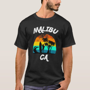 Camiseta El Paisaje De Playa De Malibu California Con Surfi