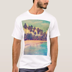 Camiseta El paraíso tropical: mar, hotel, playa.