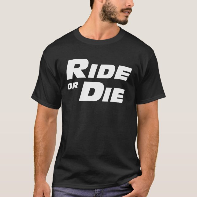 Camiseta El PASEO RÁPIDO Y FURIOSO O MUERE la familia MES (Anverso)