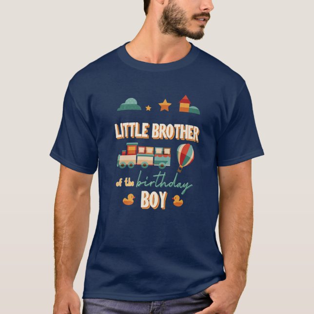 Camiseta El pequeño hermano el tema del tren de cumpleaños  (Anverso)