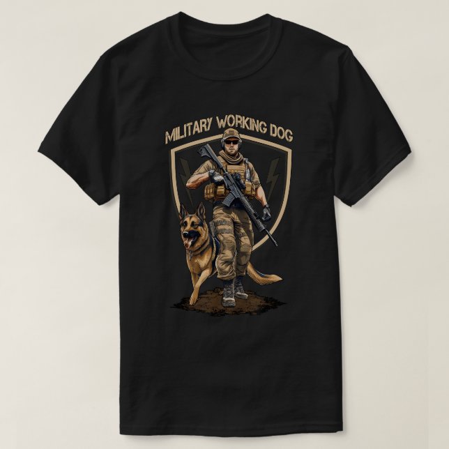 Camiseta El perro trabajador militar k9 y el soldado T-Shir (Diseño del anverso)