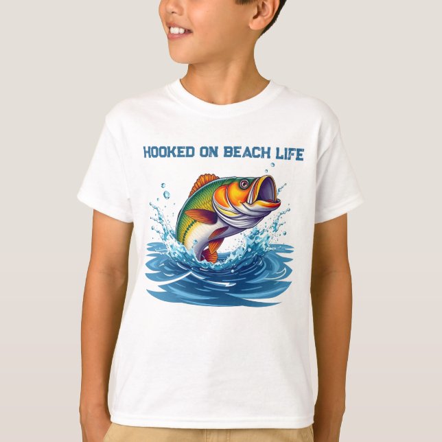 Camiseta El pescado enganchado en la vida de playa (Anverso)
