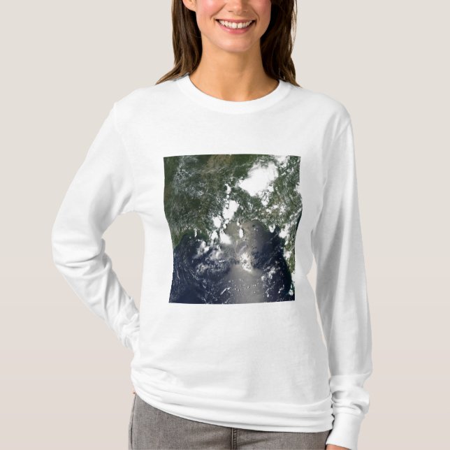 Camiseta El petróleo se extiende por el noreste (Anverso)