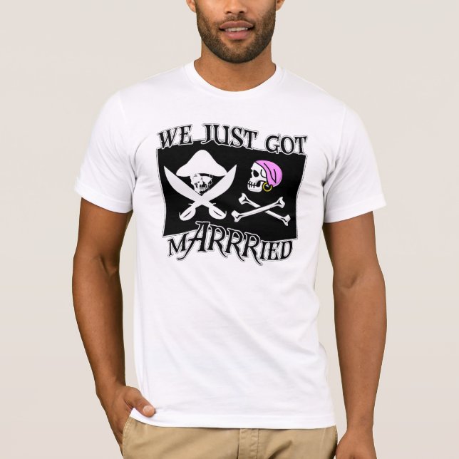 Camiseta El pirata acaba de casarse (Anverso)