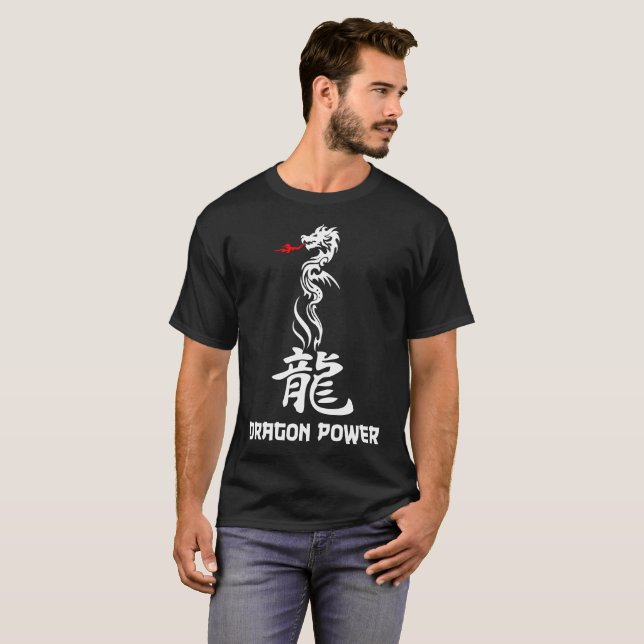 Camiseta El poder del dragón negro elegante u oscuro (Anverso completo)