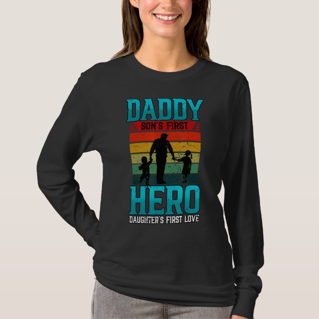 Camiseta El primer amor de la hija de un padre de familia (Anverso)