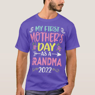 Camiseta El primer día de mi madre como abeja de la abuela