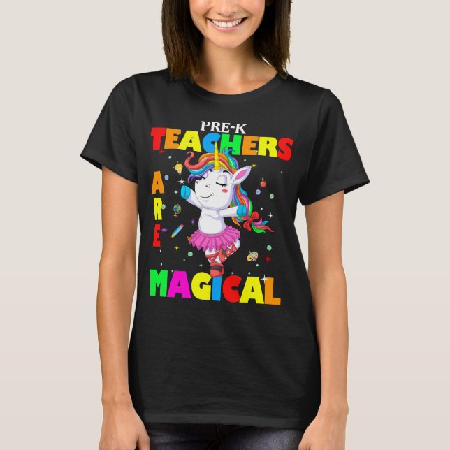 Camiseta el profesor pre k es mágico (Anverso)