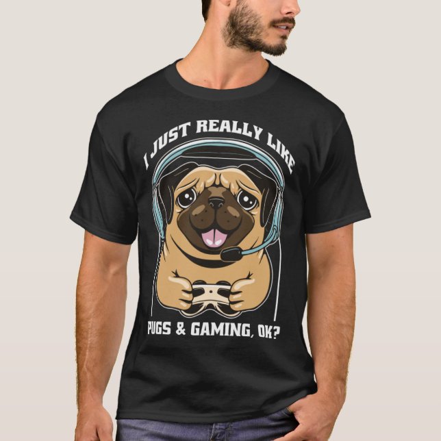 Camiseta El propietario de Pug adorable pug jugando videoju (Anverso)