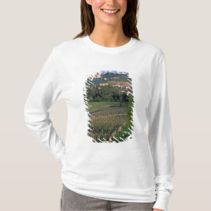 Camiseta El pueblo de San Gimignano se encuentra en las ond