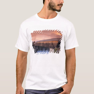 Camiseta El puente cubierto más largo de los Estados Unidos