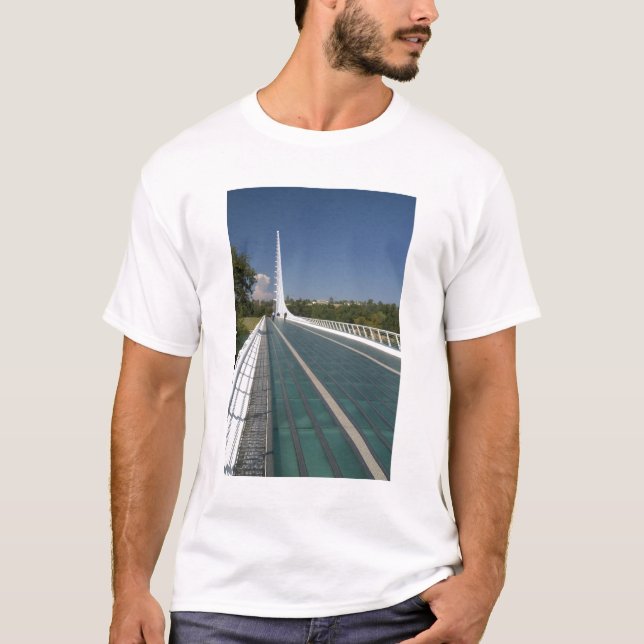 Camiseta El puente del reloj de sol en Turtle Bay (Anverso)