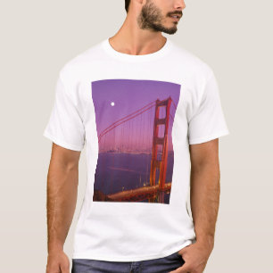 Camiseta El puente Golden Gate poco después de la puesta de