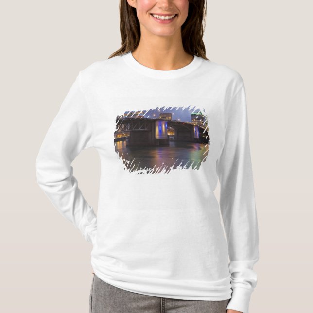 Camiseta El puente Morrison sobre el río Willamette (Anverso)