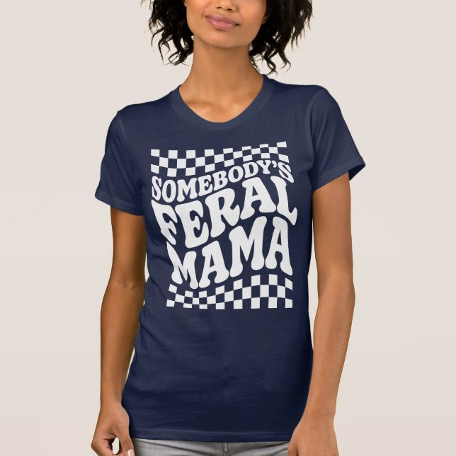 Camiseta El regalo familiar divertido de Feral Mama de algu (Anverso)