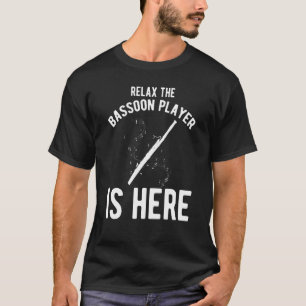 Camiseta El reproductor de Bassoon de relevos está aquí