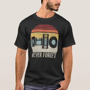 Camiseta El retro nunca olvida el humor sarcástico de los c