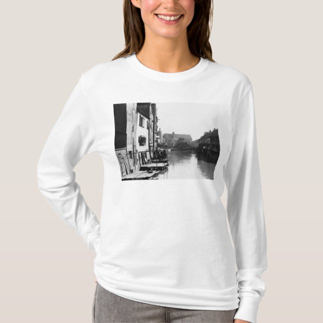 Camiseta El río Gera en Erfurt, Thiringia, c.1910 (Anverso)