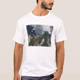 Camiseta El río Mackenzie vacia en la bahía de Mackenzie