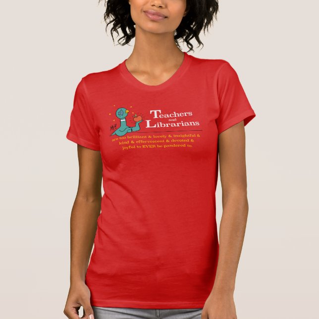 Camiseta El rojo femenino de las mazmorras y las biblioteca (Anverso)