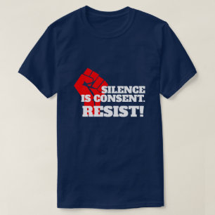 Camiseta "El silencio es consentimiento" con puño apretado