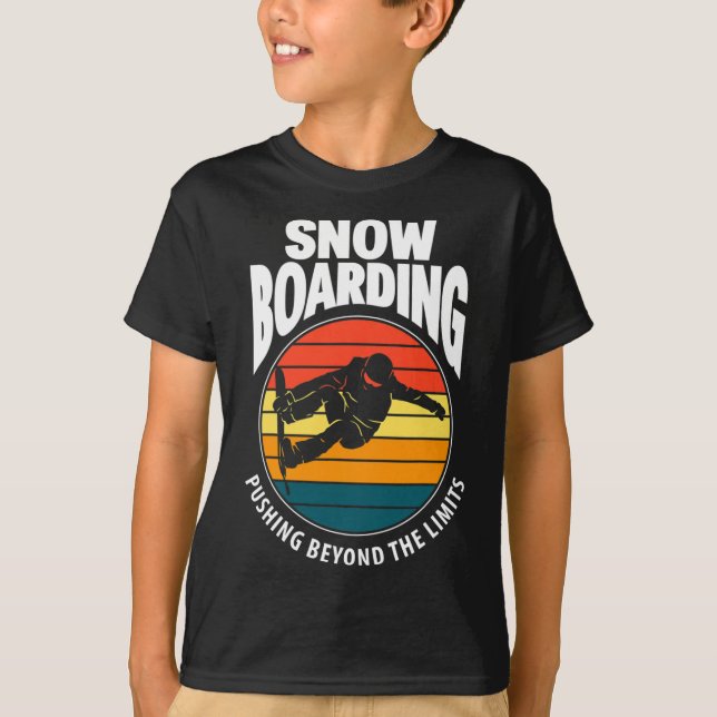 Camiseta El Snowboard Empujando A Más De La Nieve Divertida (Anverso)