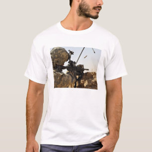 Camiseta el soldado dedica enemigo de fuerza