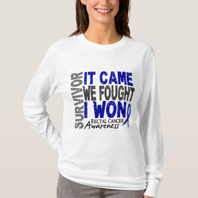 Camiseta El superviviente del cáncer rectal que vino (Anverso)