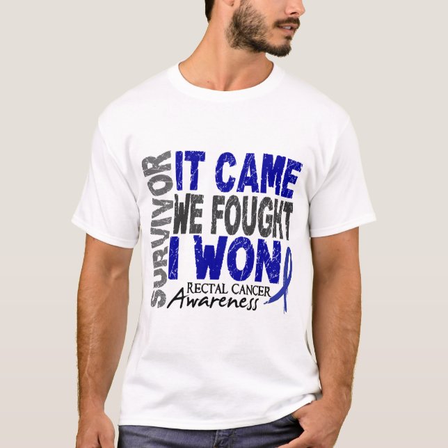 Camiseta El superviviente del cáncer rectal que vino (Anverso)