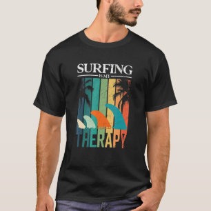 Camiseta El Surf Es Mi Terapia Retro Fins Surfboard