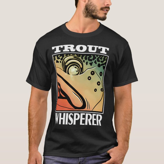 Camiseta El Susurrador de Truchas con Trucha Arcoíris de Ca (Anverso)