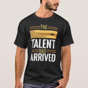 Camiseta El Talento Ha Llegado A Cornhole Dad Diciendo 1