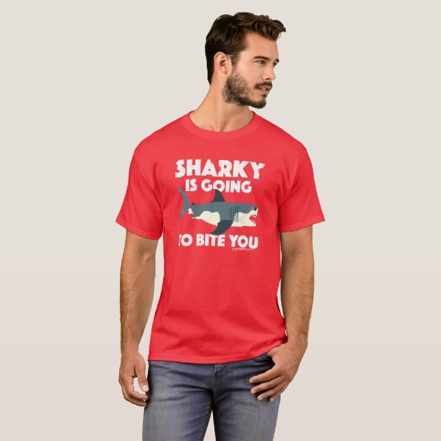 Camiseta El Tiburón Va A Mentir Tu Diseño - T Oscura Básica (Anverso completo)