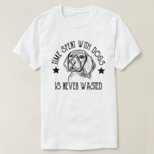 Camiseta El tiempo que pasa con los perros nunca se pierde.