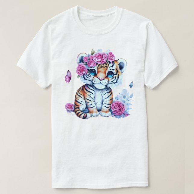 Camiseta El tigre bebé adorable en un jardín de flores (Diseño del anverso)