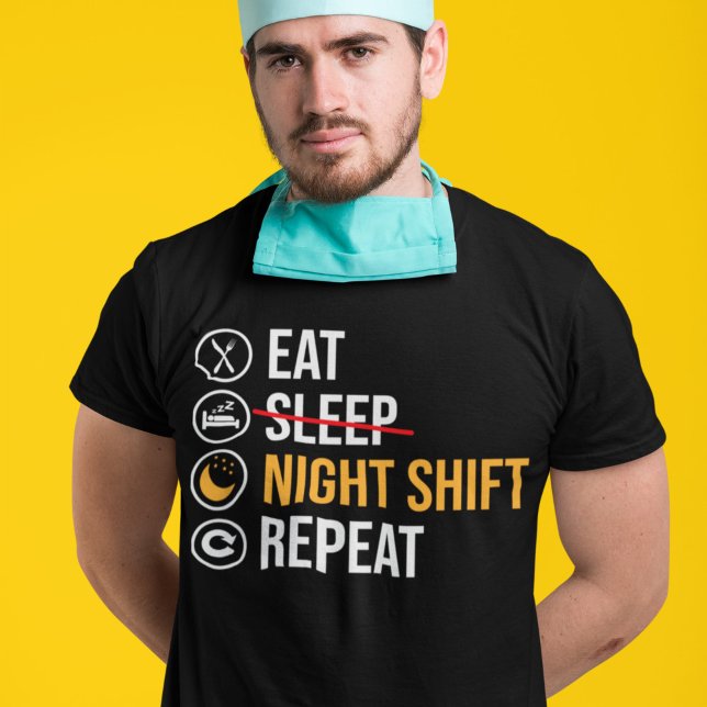 Camiseta El trabajador de turnos nocturnos es divertido dec (Subido por el creador)
