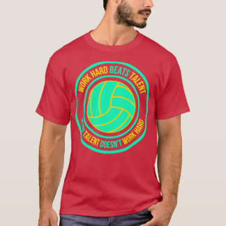 Camiseta el trabajo duro supera al talento cuando el talent