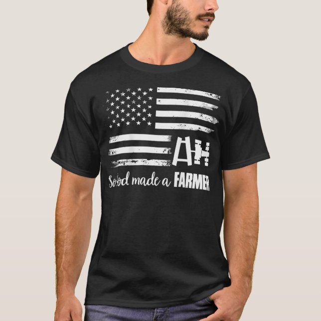 Camiseta El Tractor De Bandera Estadounidense Así Que Dios  (Anverso)