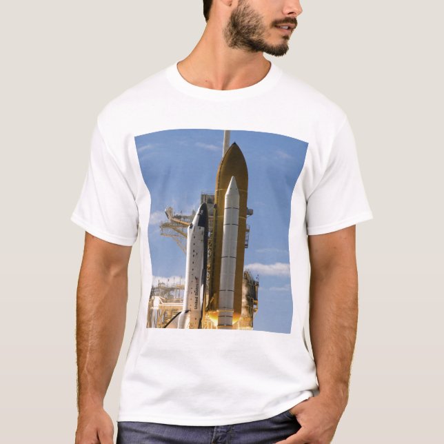 Camiseta El transbordador espacial Atlantis despega 5 (Anverso)