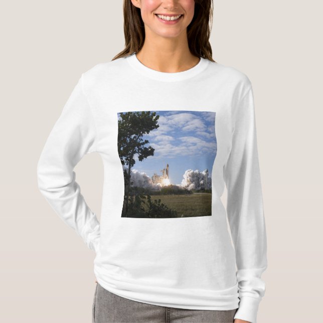 Camiseta El transbordador espacial Atlantis levanta 18 (Anverso)