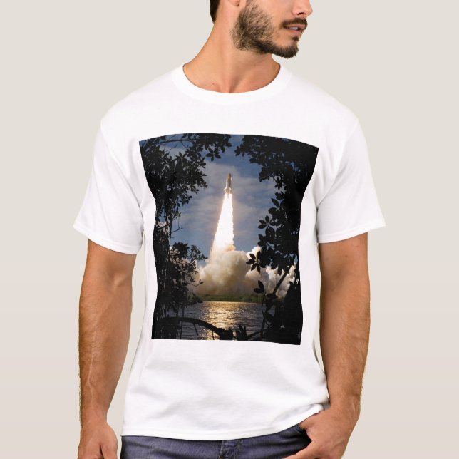 Camiseta El transbordador espacial Atlantis levanta 9 (Anverso)
