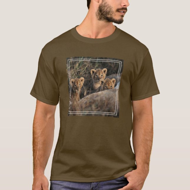 Camiseta El trío de cobs de leones con madre (Anverso)