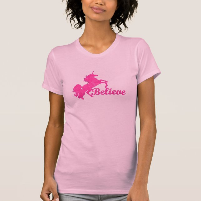 Camiseta El unicornio, cree (Anverso)