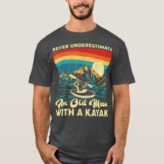 Camiseta El Viejo Amanecer Nunca Subestima A Un Viejo Hombr