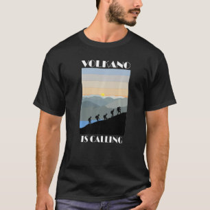 Camiseta El volcán llama magma al fuego de la montaña de pa