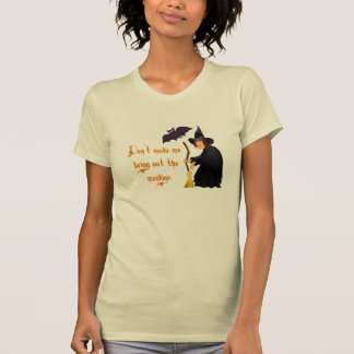 Camiseta El vuelo divertido de Halloween Monkeys la