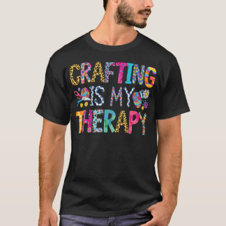 Camiseta Elaborar es mi terapia Tejer Coser Ganchillo